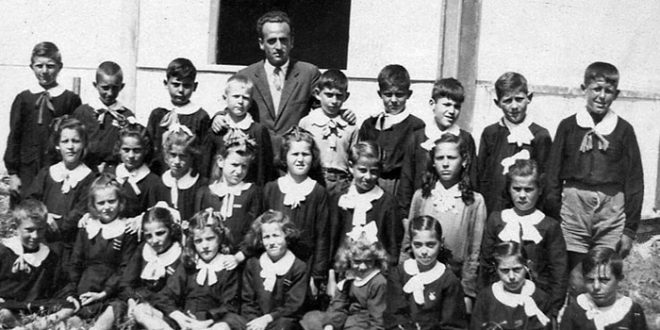scolaresca bella farnia 1940