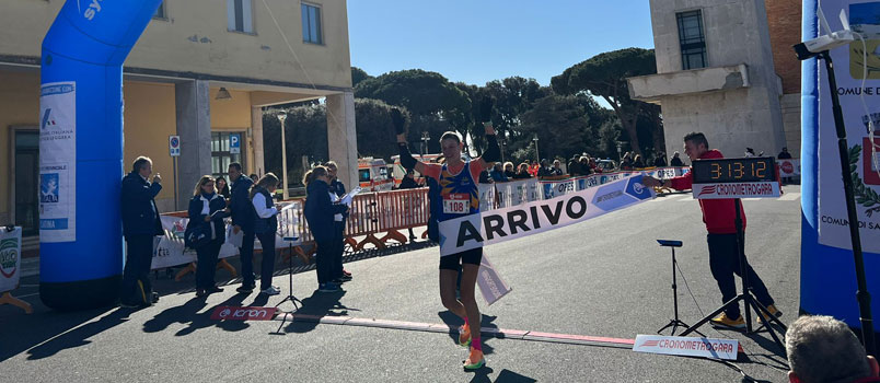 arrivo della vincitrice Costa Maria Rosa